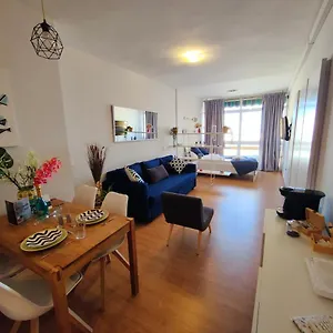 https://la-perla-apartment.es-andalucia.com