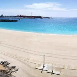https://1v-luxury-apartment-near-beach.in-canary-islands.com